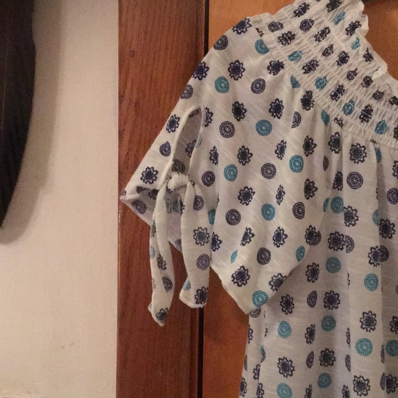 Shirt - Picture 2 of 2